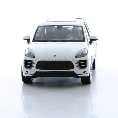 Іграшкова металева машинка Welly Porsche Macan Turbo 1:24 білий 24047W фото
