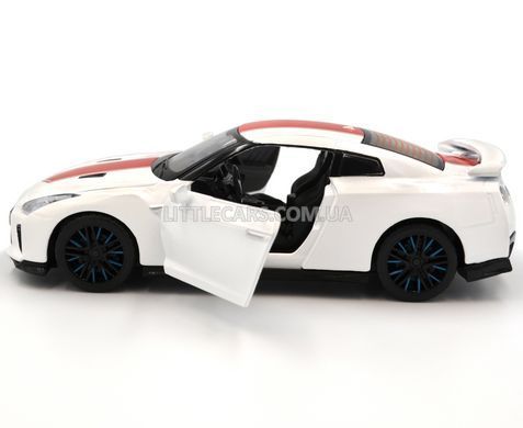 Металева модель машини Nissan GT-R (R35) 50th Anniversary Edition Автопром 68469 1:32 білий 68469W фото