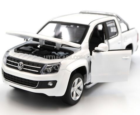 Іграшкова машинка Volkswagen Amarok 1:30 Автопром 68365 білий 68365W фото