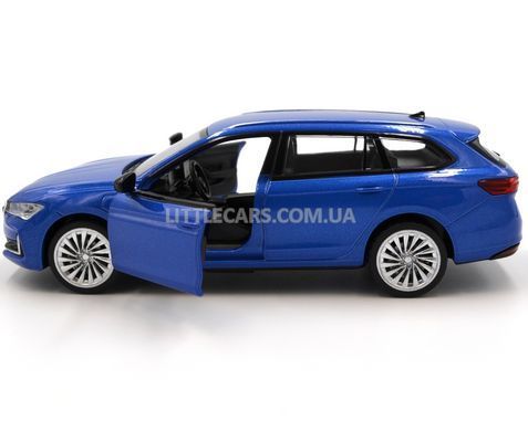 Іграшкова машинка Skoda Superb Combi 1:36 з зарядною станцією Автопром 68744 синя 68744B фото