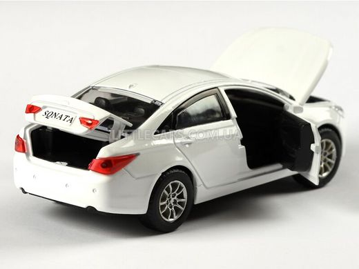 Іграшкова металева машинка Автосвіт Hyundai Sonata біла AS2080W фото