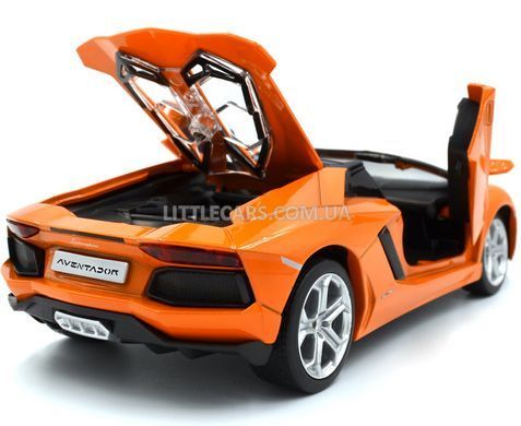 Моделька машини Lamborghini Aventador Roadster Автопром 68274 1:24 помаранчева 68274AO фото