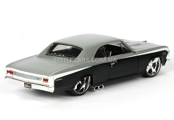 Коллекционная модель машины Maisto Chevrolet Chevelle SS 396 1966 1:24 черно-серый 31333BG фото