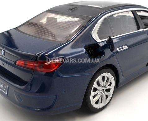 Іграшкова машинка BMW i7 1:25 Автопром 68283A(B) синя 68283A(B) фото
