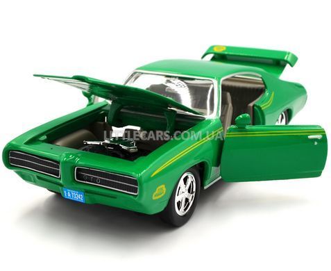 Металева модель машини Pontiac GTO 1969 Judge 1:24 Автосвіт AP-1901 зелений AP-1901G фото