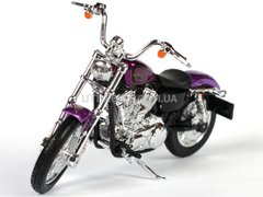 Мотоцикл Maisto Harley-Davidson 2013 XL1200 Seventy-Two 1:18 фіолетовий 3936038P фото