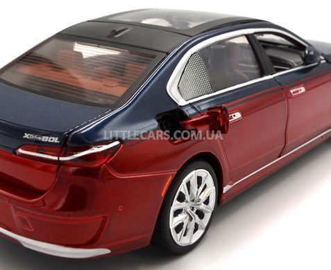 Іграшкова машинка BMW i7 1:25 Автопром 68288A(R) червоно-синя 68288A(R) фото