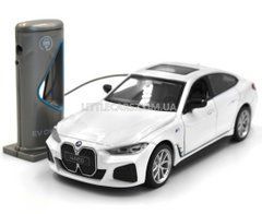 Іграшкова машинка BMW I4 M50 2021 (G26) з зарядною станцією Автопром 68714 біла 68714W фото
