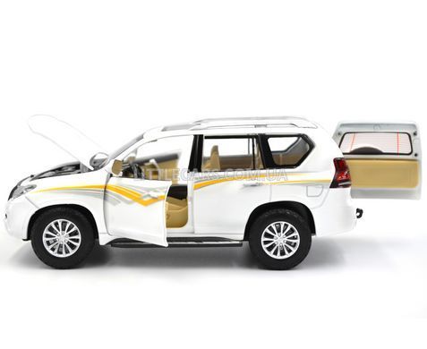Металева модель машини Toyota Land Cruiser Prado 2018 Автопром 68270 1:24 білий 68270AW фото